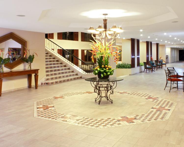 LOBBY ESTELAR Altamira Hotel Ibague
