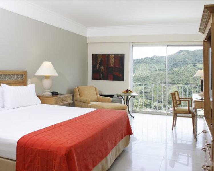 STANDARD KING ROOM ESTELAR Altamira Hotel - Ibague